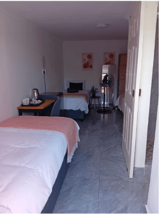 Triple Room - Contractor accommodation Bellville South